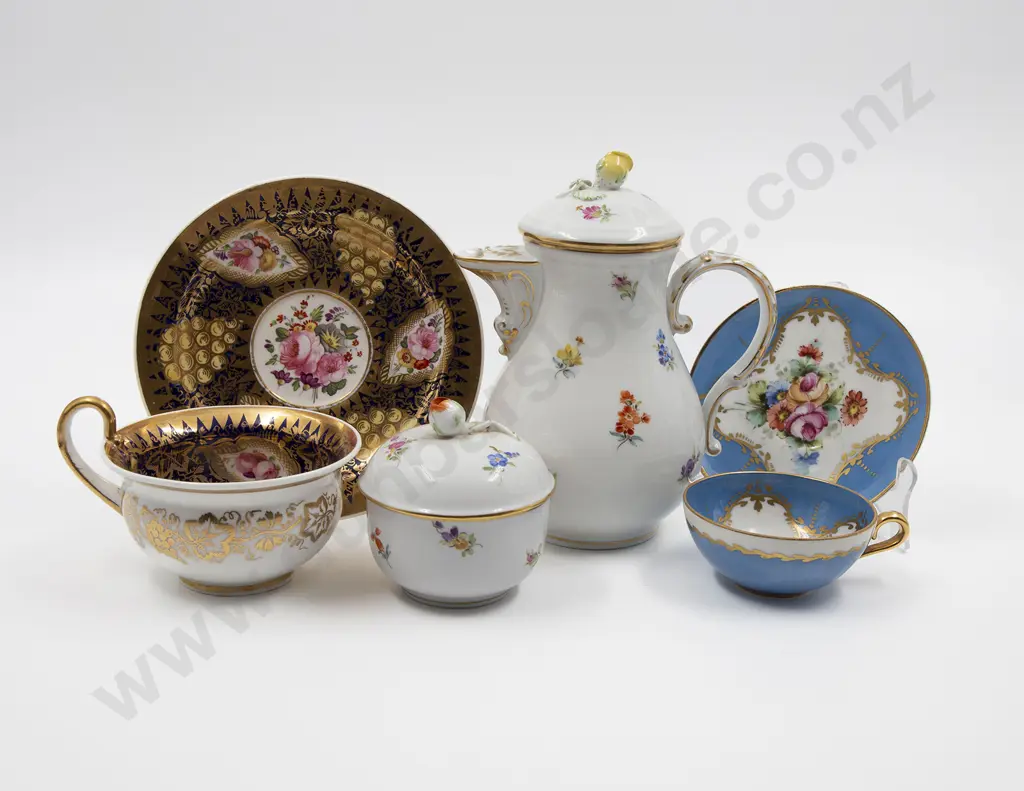 Mid to Late C19th Porcelains: Meissen covered water jug with matching sucrier covered sugar bowl Image 1++