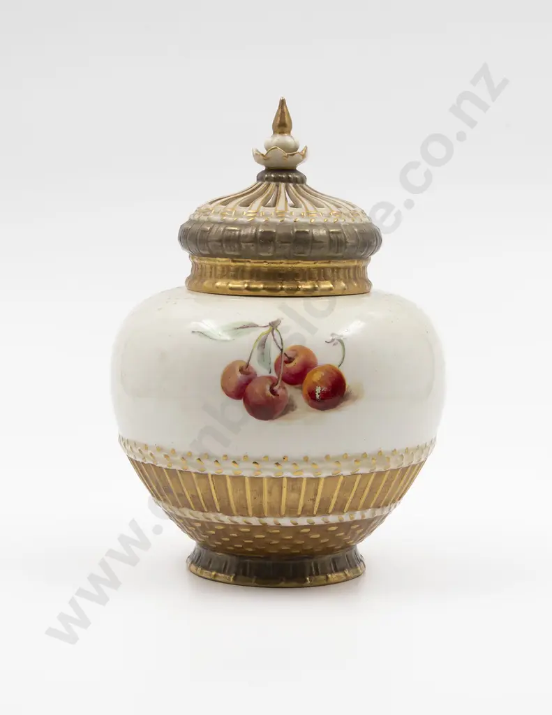 Royal Worcester Pot Pourri Vase and Cover Image 1++
