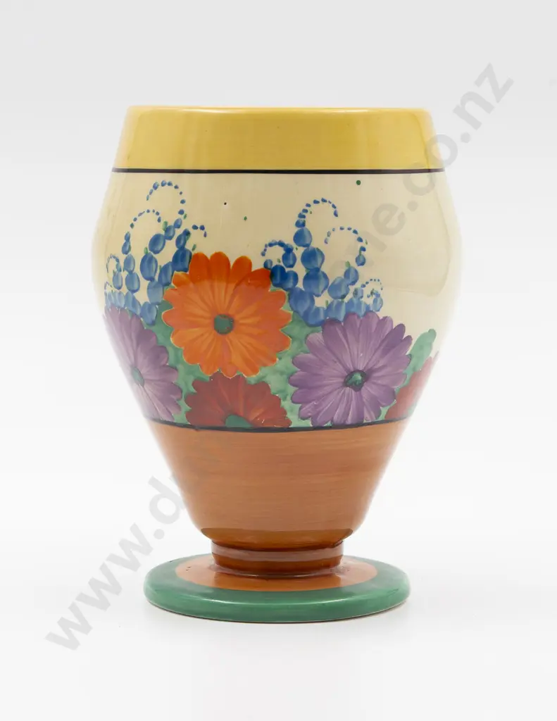 Clarice Cliff Bizarre Vase Image 1++