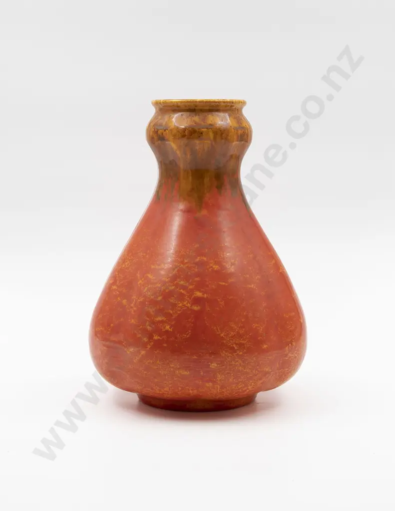 Royal Lancastrian Pilkingtons Vase Image 1++