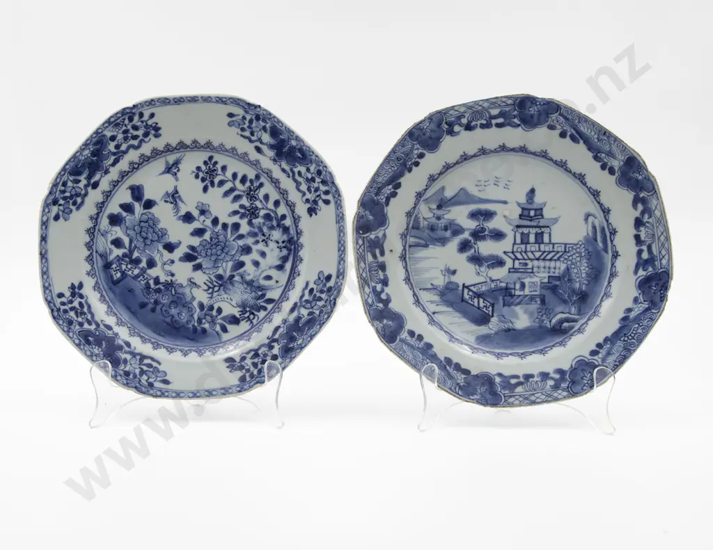 Two Late C18th Chinese B & W Plates Image 1++
