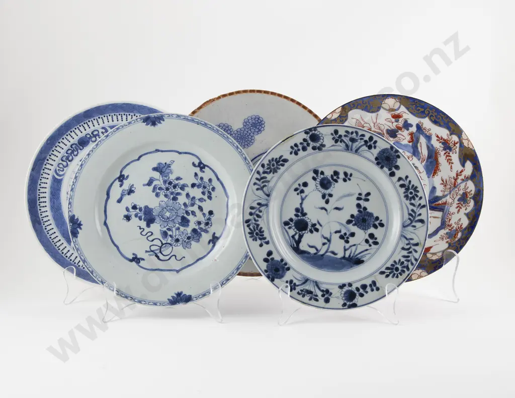 3 Late C18th & Early C19th Chinese Export Ware B & W Plates Image 1++