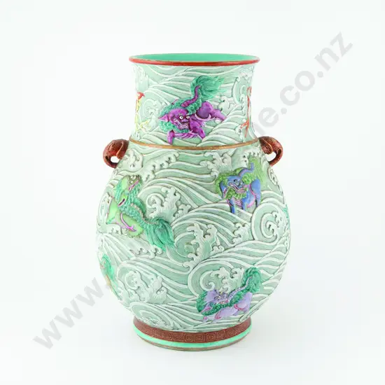Large & Finely Made C19th Japanese Satsuma Vase On Stand