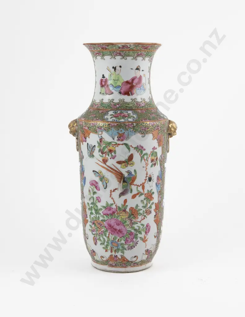 Early C20th Cantonese Famille Rose Export Ware Vase Image 1++