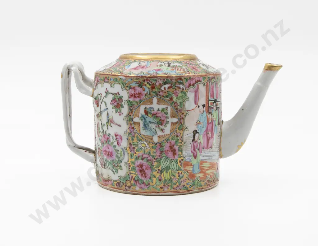 Late C19th Cantonese Famille Rose Export Ware Teapot For Wing-Kee & Co Stevedores Hong Kong Image 1++