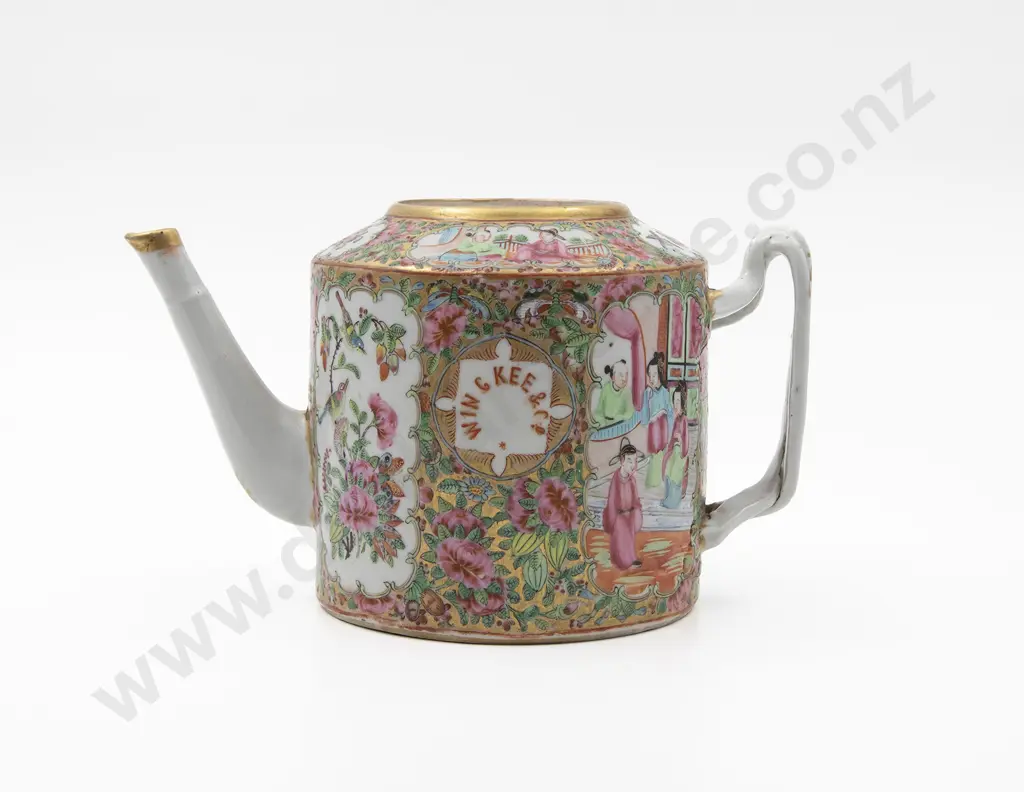 Late C19th Cantonese Famille Rose Export Ware Teapot For Wing-Kee & Co Stevedores Hong Kong Image 1++