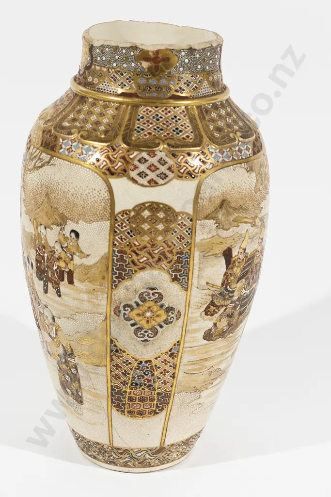 Large Japanese Meiji Period Satsuma Vase (af) Image 1++