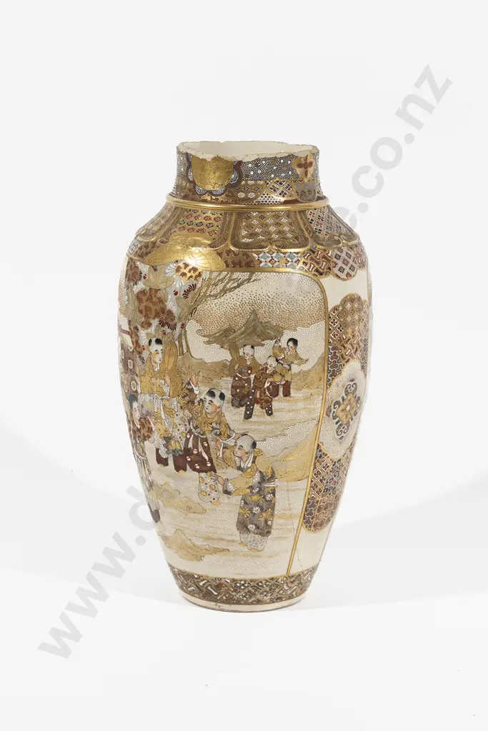 Large Japanese Meiji Period Satsuma Vase (af) Image 1++