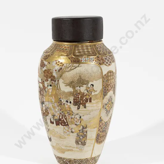 Large Japanese Meiji Period Satsuma Vase (af)