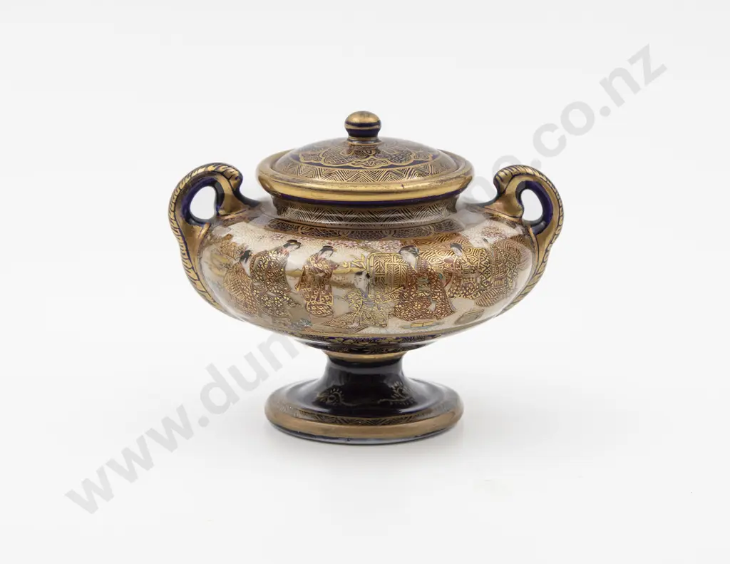 Fine Quality Meiji Period Japanese Satsuma Lidded Koro Image 1++