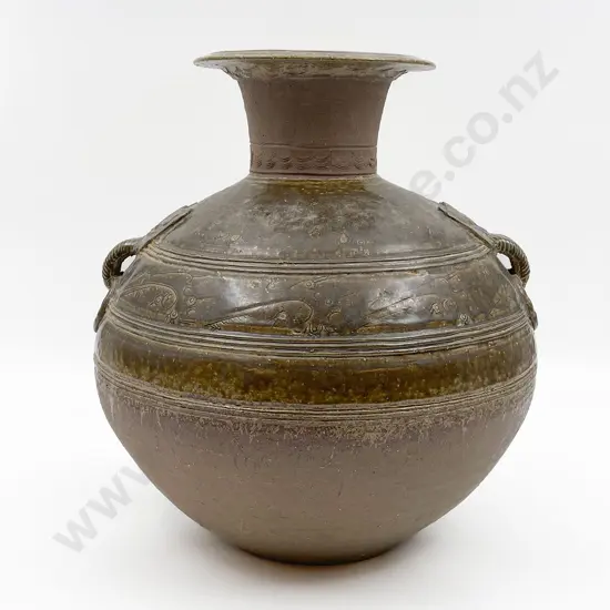 Chinese Han Dynasty Style Vase