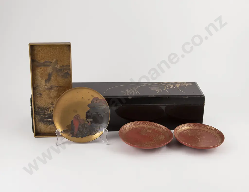 Japanese Black Lacquer Glove Box Image 1++