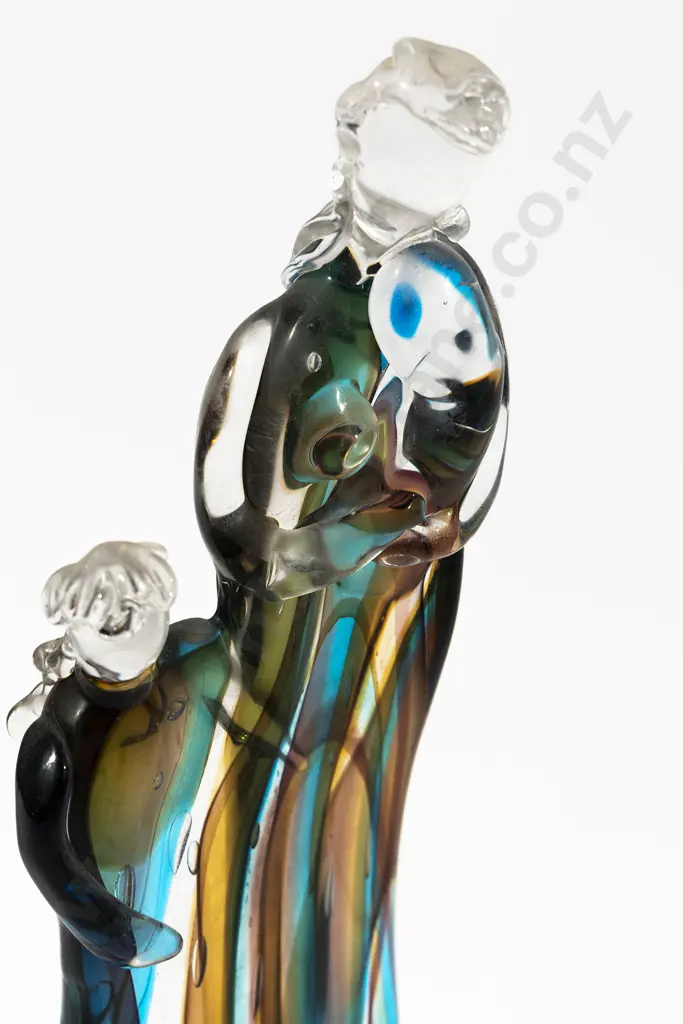 L Nellazo Murano Glass Mother and Child Image 1++