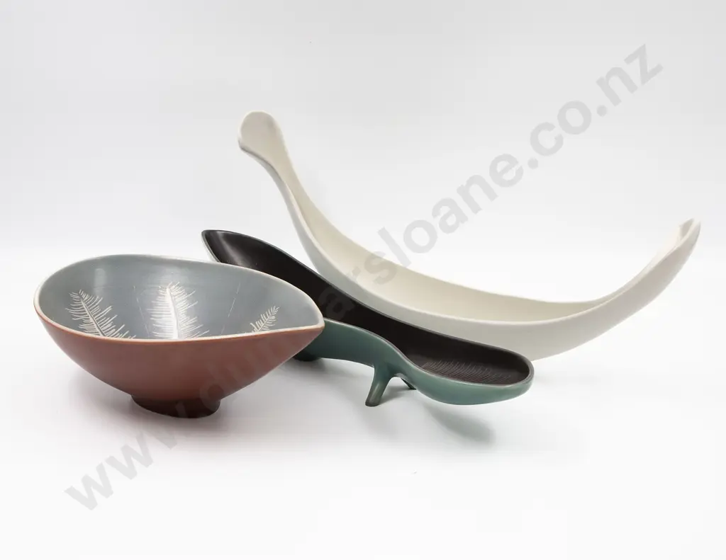 Three Bowls Designed By Colin Melbourne For Beswick Image 1++