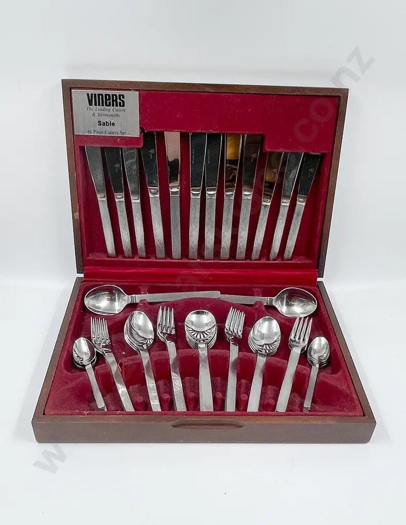 Viners Sable Studio 44 Piece Cutlery Set in Box Image 1++
