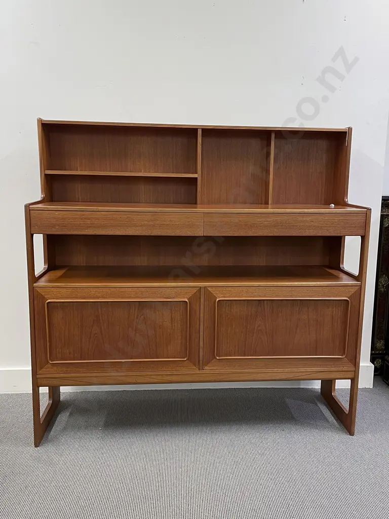 A McIntosh Mid Century Sideboard Image 1++