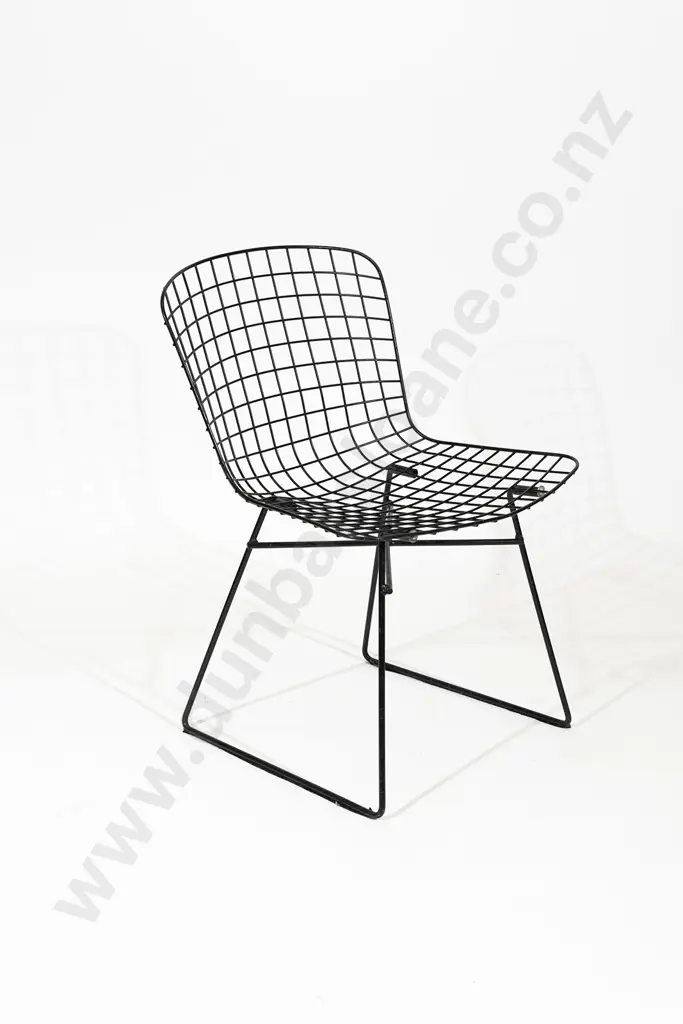 A Set of Eight Vintage Bertoia Style Wire Side Chairs Image 1++