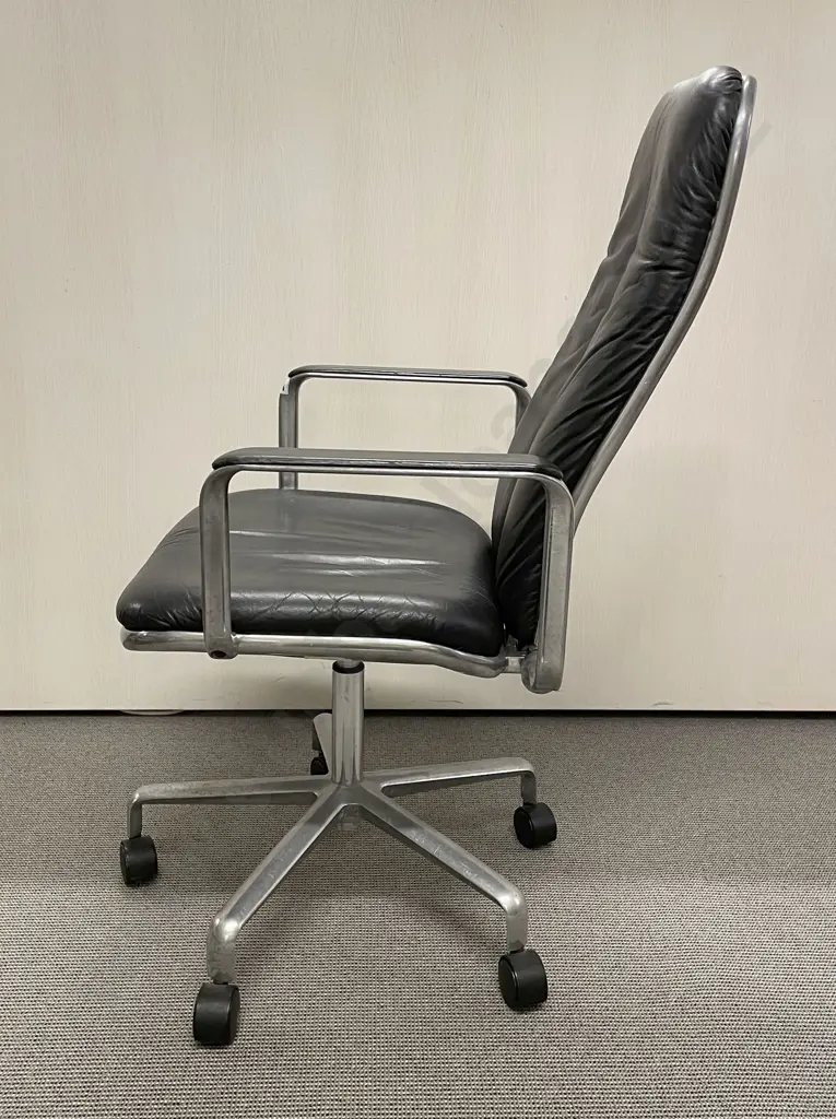 Frederick Scott for Hillie Ergonomic Supporto Office Chair Image 1++