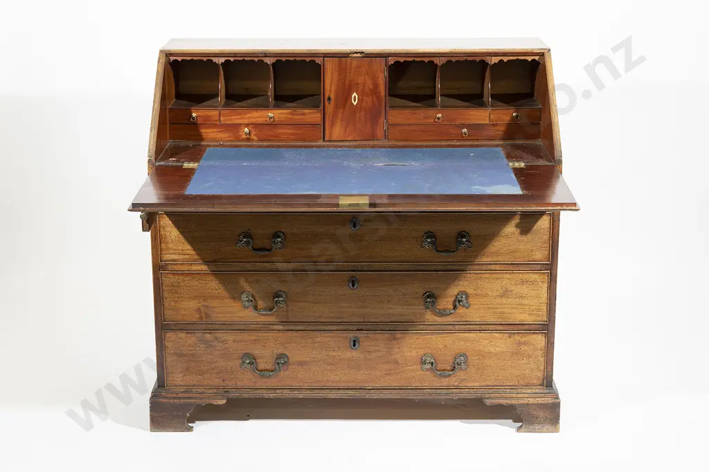 Geo III Mahogany Bureau Image 1++