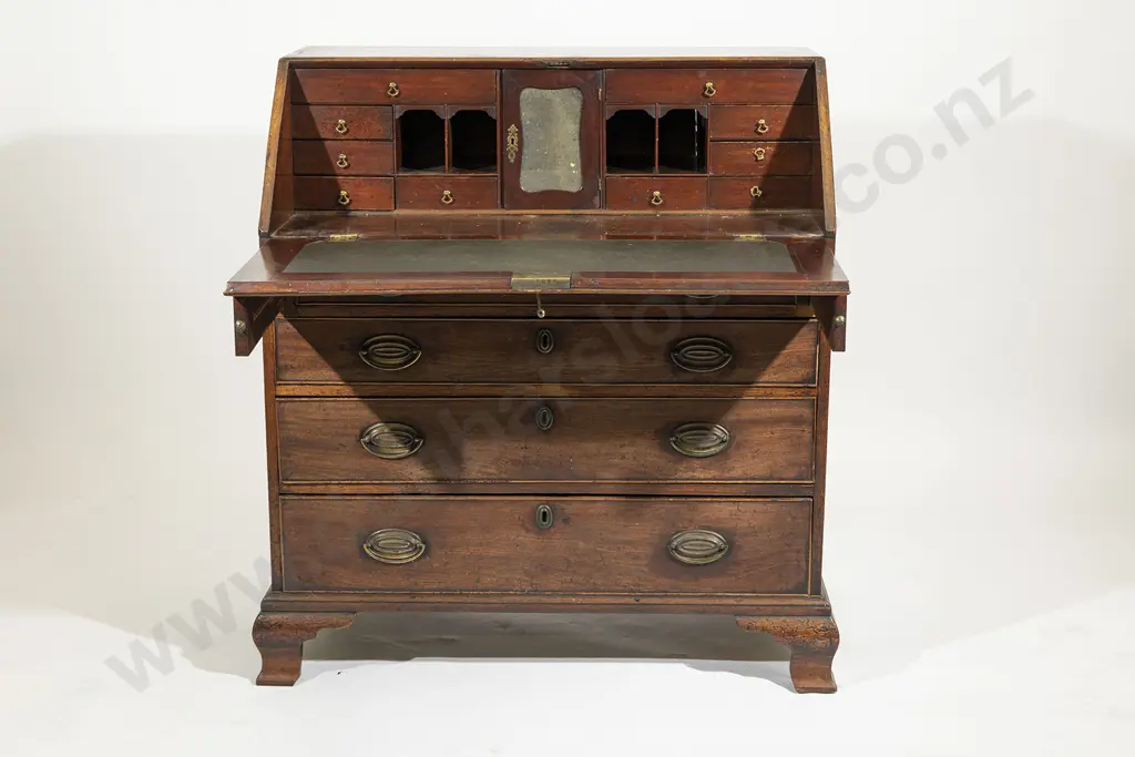 Geo III Mahogany Bureau Image 1++