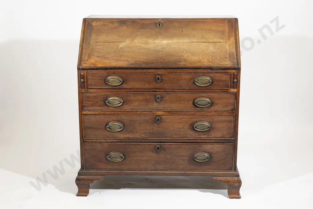 Geo III Mahogany Bureau Image 1++