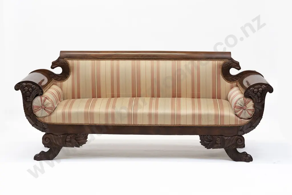 A Fine Regency Mahogany Sofa Image 1++