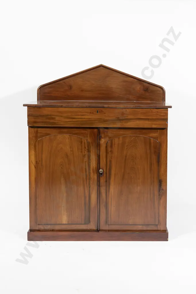 Victorian Mahogany Chiffonier Image 1++