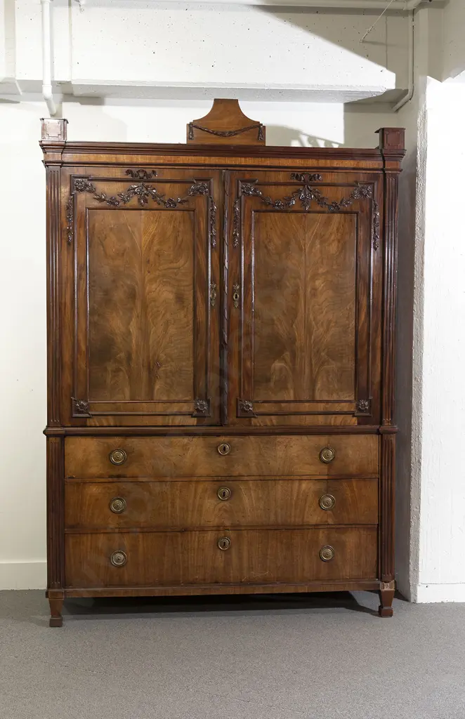 Late C18th/Early C19th Dutch Empire Mahogany Linen Press Image 1++
