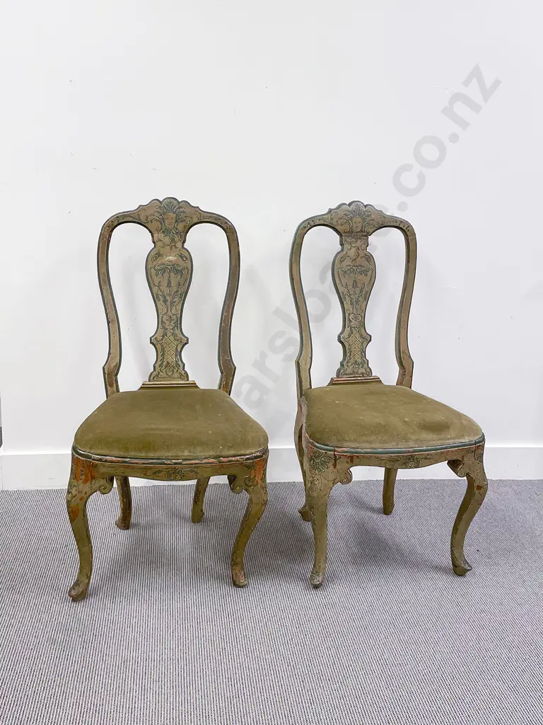 Pair of Early C18th Venetian Side Chairs Image 1++
