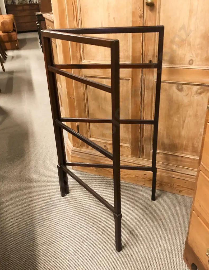Edwardian Mahogany Towel Rail Image 1++