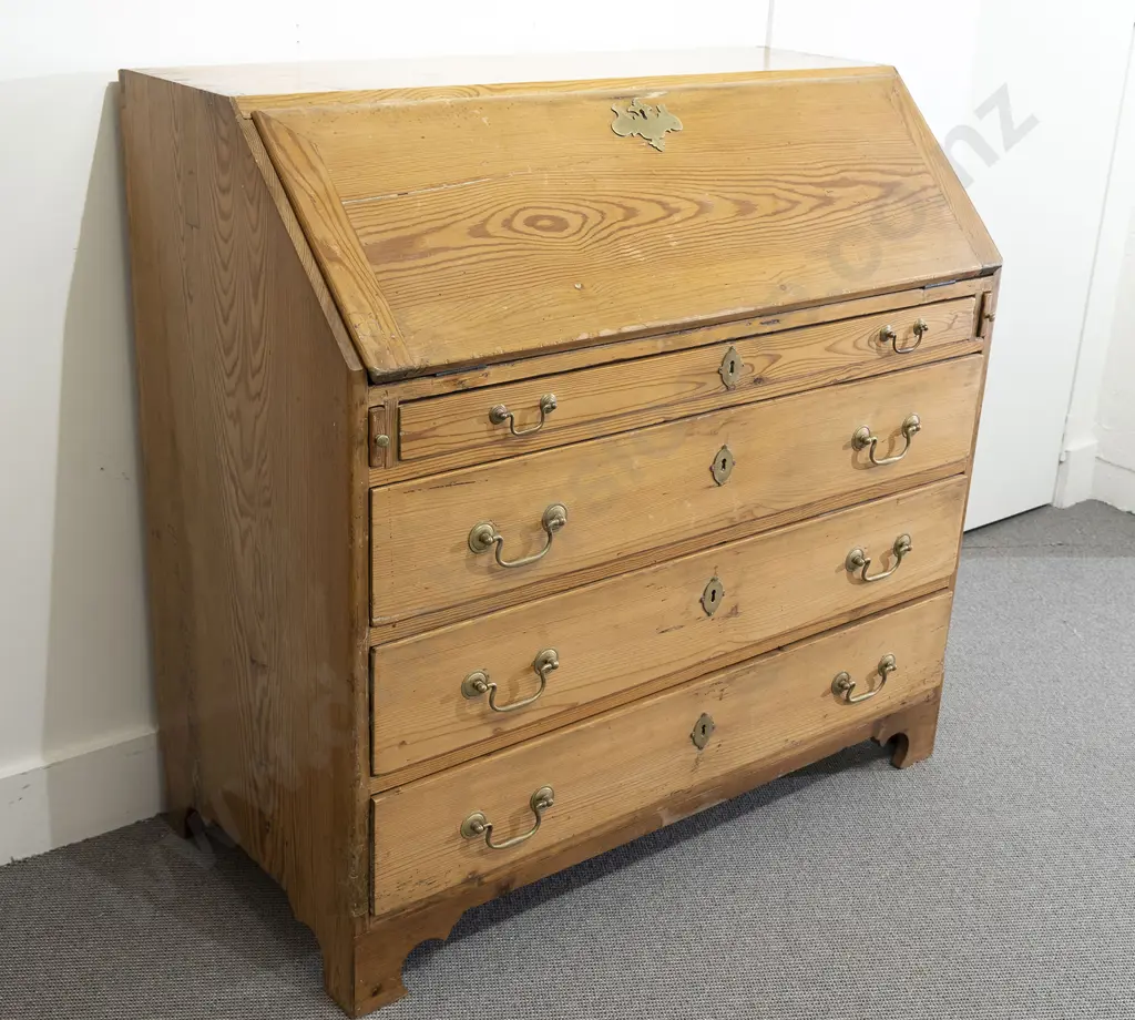 Geo III Pine Bureau Image 1++