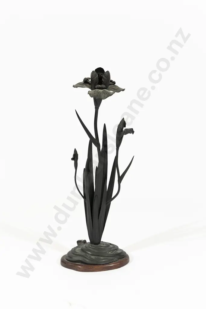 French Art Nouveau Bronze Lamp Image 1++