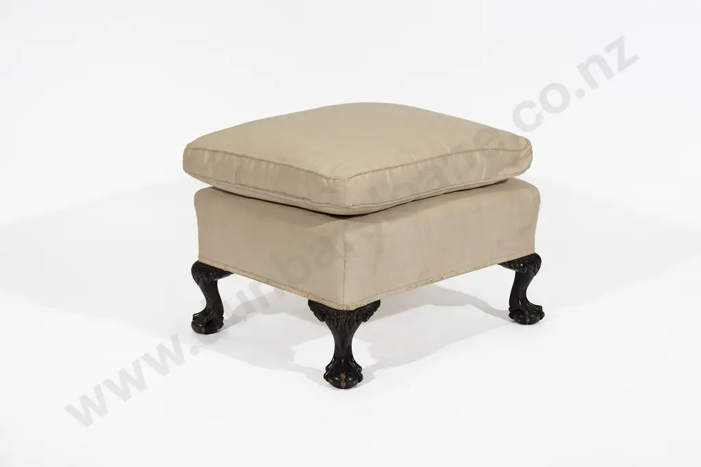 Mahogany Oblong Dressing Stool Image 1++