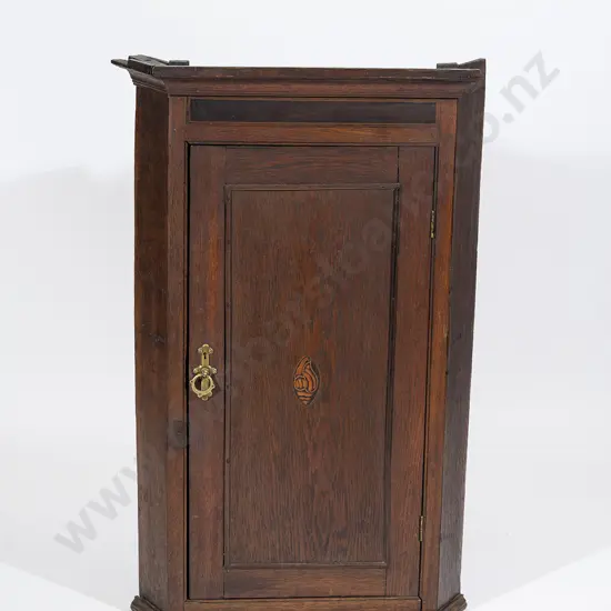 Geo III Oak Hanging Corner Cupboard