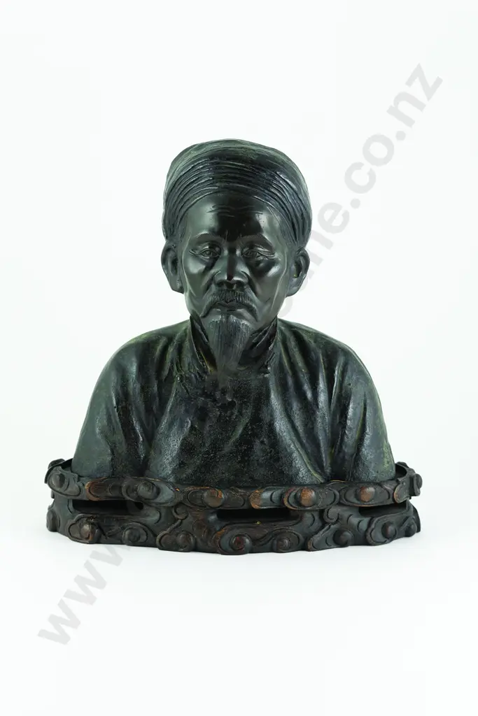 Antique Bronze Bust Of A Bearded Chinese Noble Image 1++