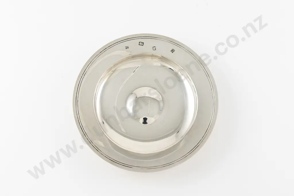 QEII S/S Plain Circular Shallow Dish Image 1++