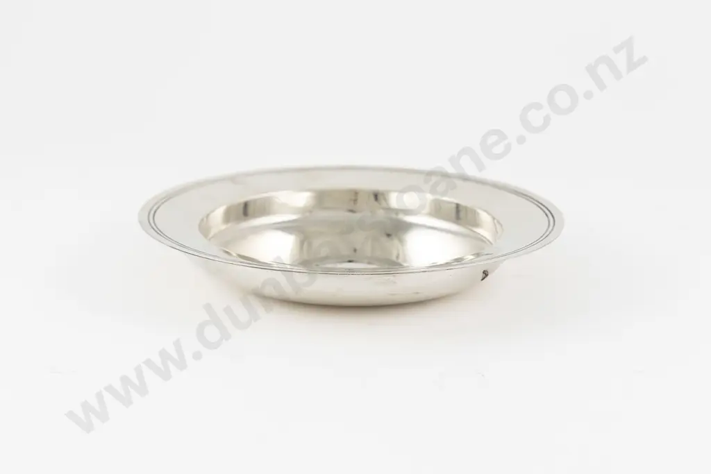 QEII S/S Plain Circular Shallow Dish Image 1++
