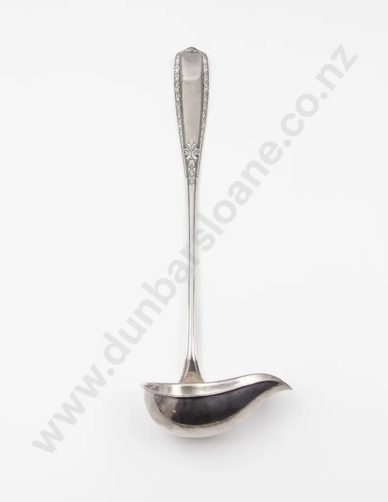 European S/Plate Soup Ladle Image 1++