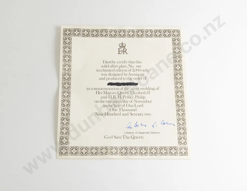 QEII S/S Commemorative Silver Wedding Plate Image 1++