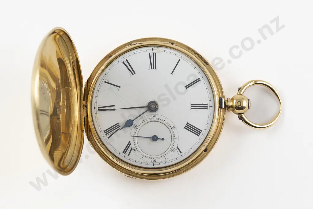 18ct Small Hunter Key Wind Pocket Watch Image 1++