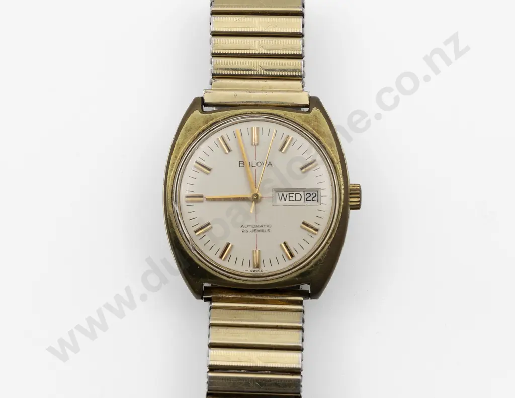 Vintage Bulova Automatic 25 Jewel Gents Wrist Watch Image 1++