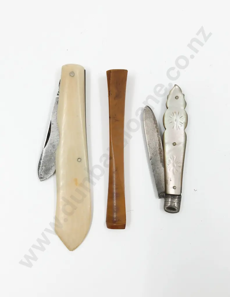 MOP S/S Plated Pocket Knife Together With Other Knife Etc. Image 1++