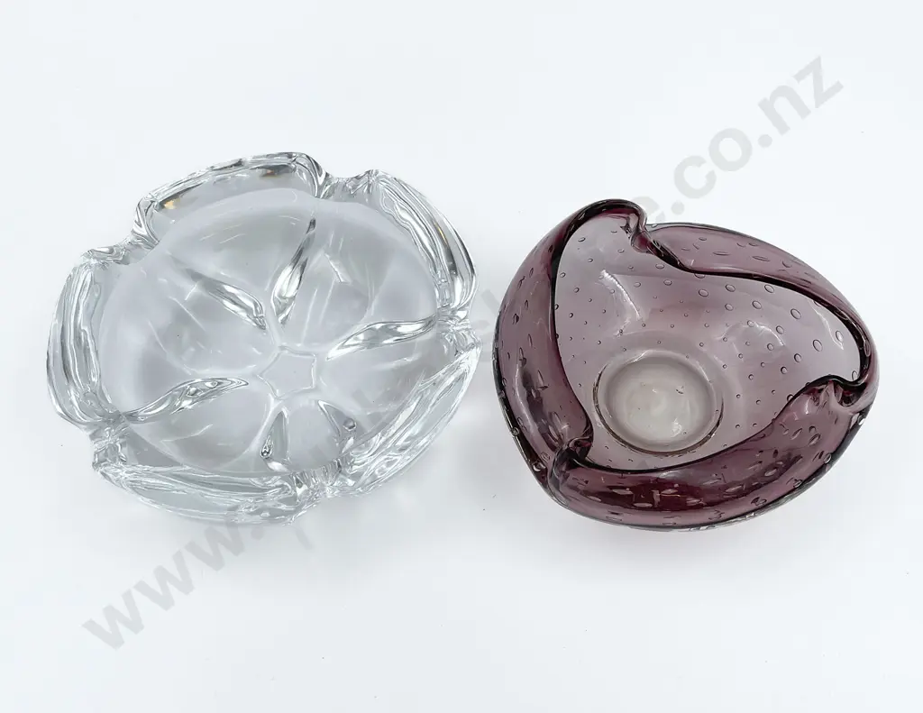 Two Art Glass Ash Trays Image 1++