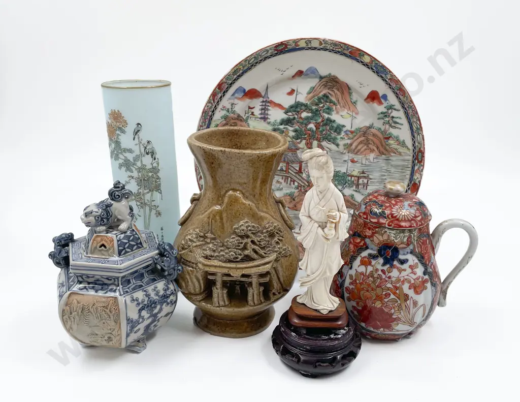 Quantity of Assorted Asian Items (Faults) Image 1++