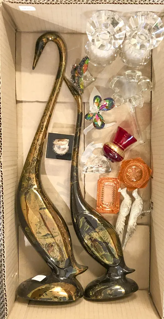 Box of Assorted Animal Ornaments Etc. Image 1++