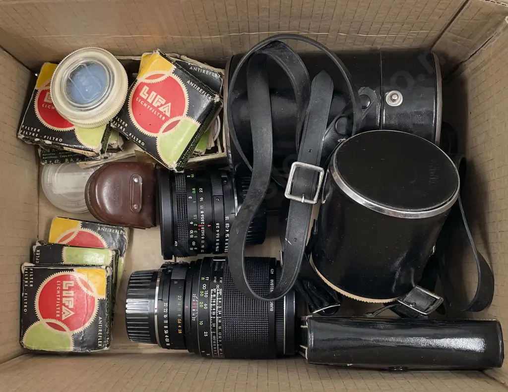 Box of Assorted Camera Accessories Incl. Lenses Image 1++