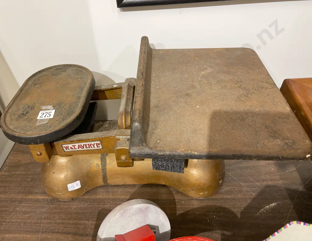 Vintage Scales Image 1++