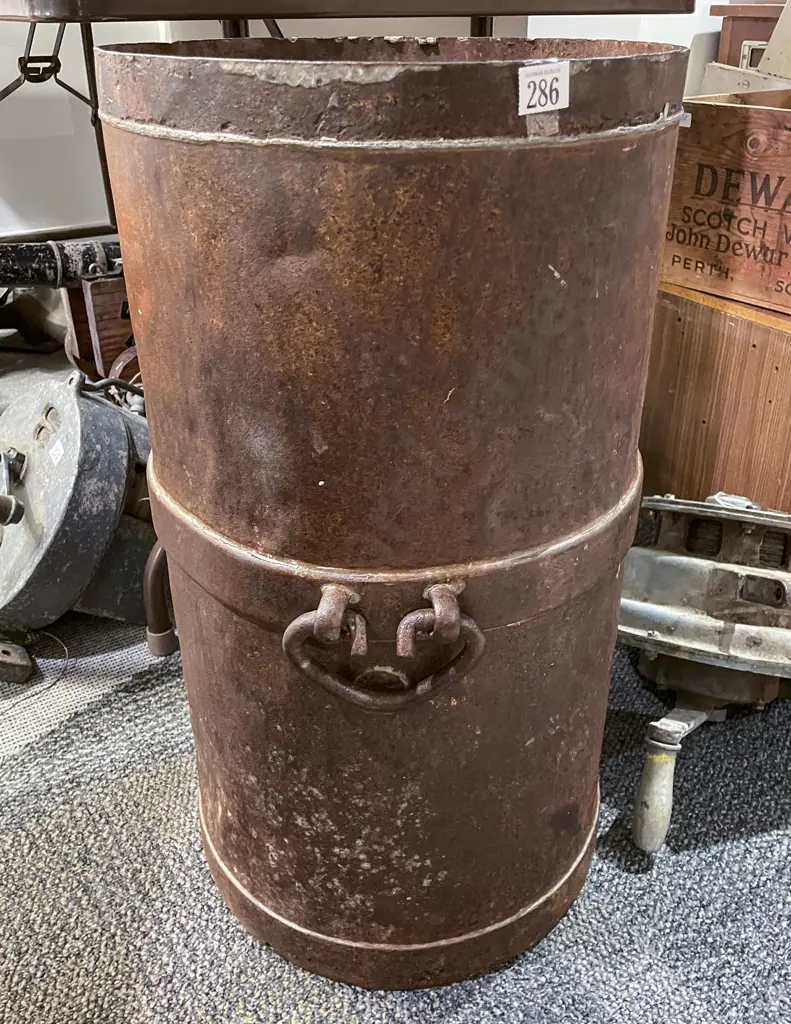Large Metal Barrel Image 1++