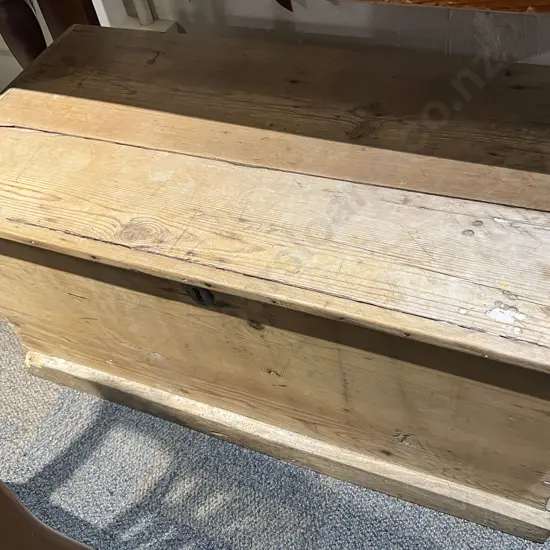 Pine Blanket Chest