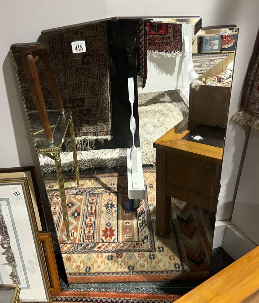 Ex Dressing Table Mirror Image 1++